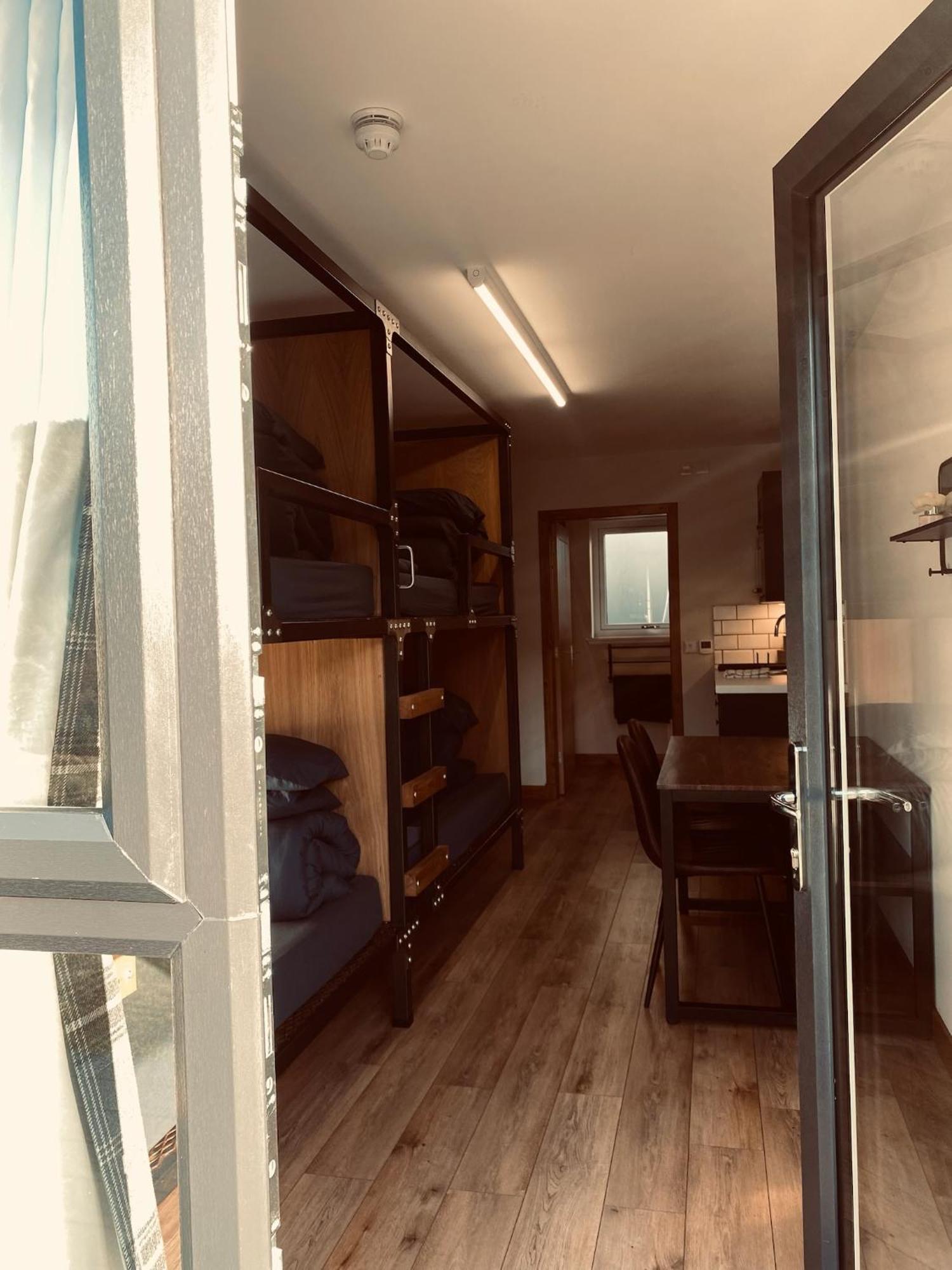 Ben Nevis Inn Rooms Fort William Exterior foto